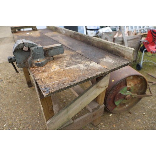 3 - Lareg wooden work bench & vice