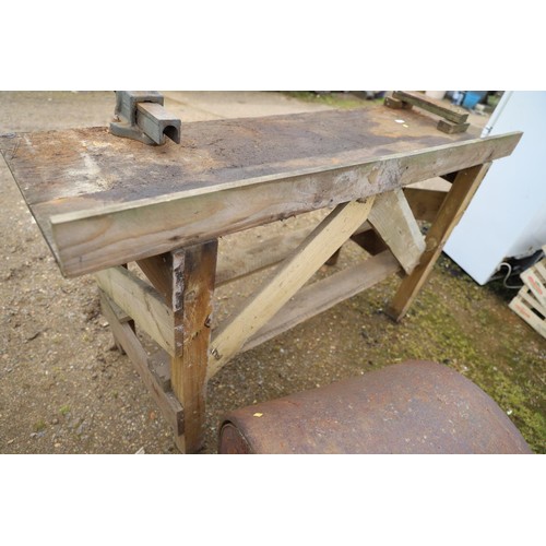 3 - Lareg wooden work bench & vice