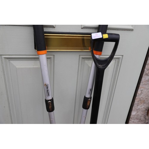 11 - Heavy duly garden loppers & stainless steel fork