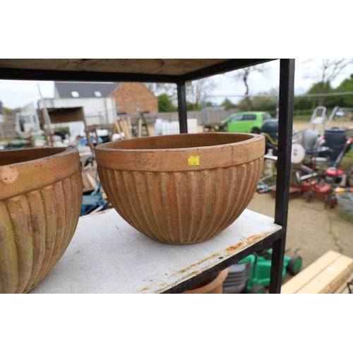 91 - 3 large terracotta pots - 1 a/f