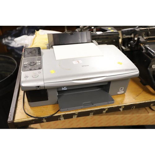 130 - Epson printer with paper/ink, etc - warranted until 12 noon Tuesday following the above sale