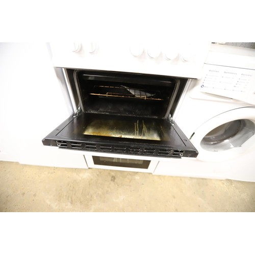 134 - Belling cooker - to be installed by a qualified electrician