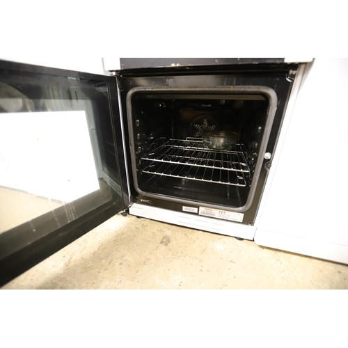 134 - Belling cooker - to be installed by a qualified electrician