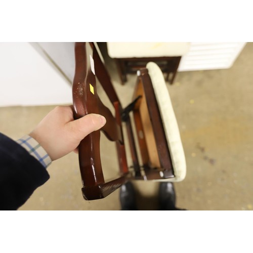 143 - Various folding chairs (7)