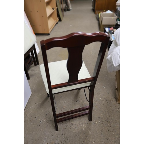 143 - Various folding chairs (7)