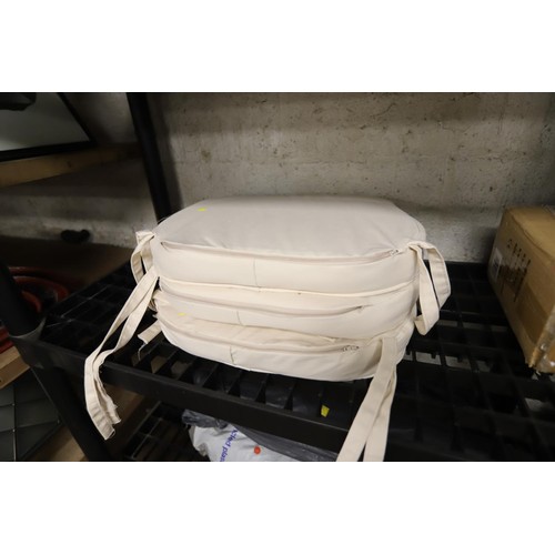 159 - 4 chair cushions + 1