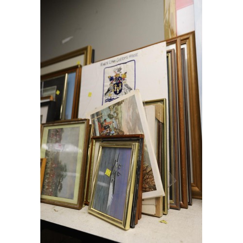 204 - Large qty of framed pictures/prints