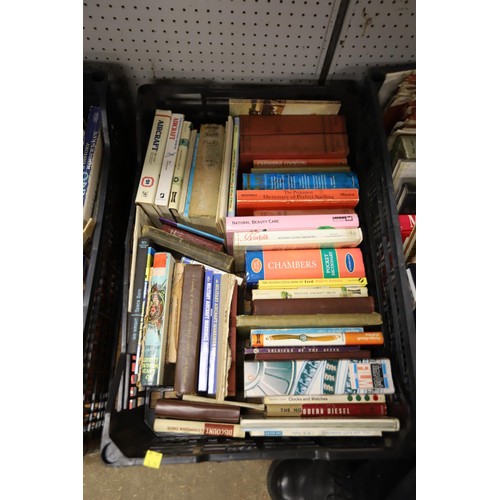 281 - 5 trays of books