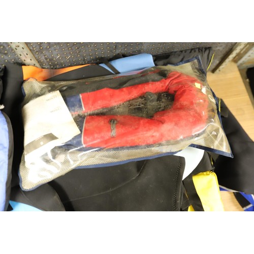 331 - 7 x life jackets/2 x wet suits/body board