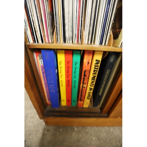 359 - Cabinet inc large qty of records