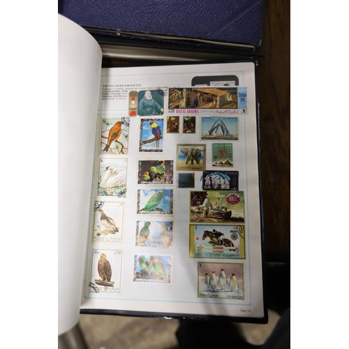 410 - Worldwide stamp collection in 3 albums