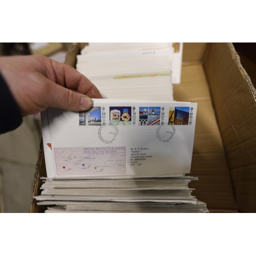 413 - Large qty of Great Britain first day covers