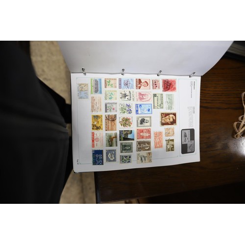 419 - Comprehensive world stamps collection in 2 Stanley Gibbons albums