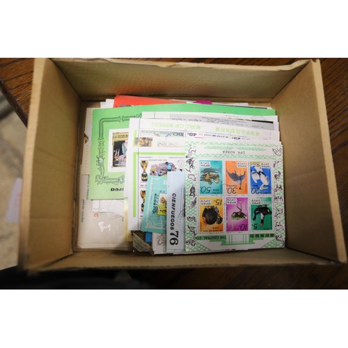 422 - Box of worldwide stamp mini sheets with duplication