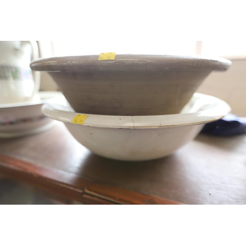 438 - jug & bowl set with 2 other bowls a/f