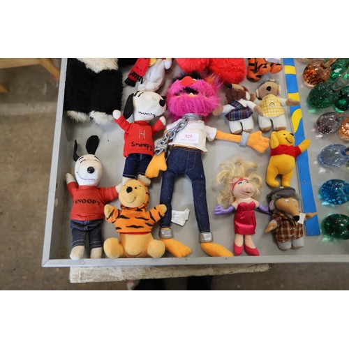 525 - Collectable character soft toys - Disney, Snoopy, Wombles, Muppets, etc