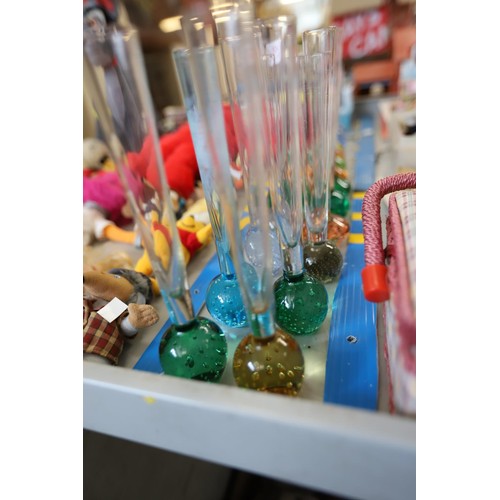 526 - 24 glass bud vases