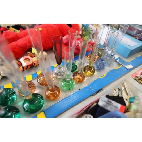 526 - 24 glass bud vases