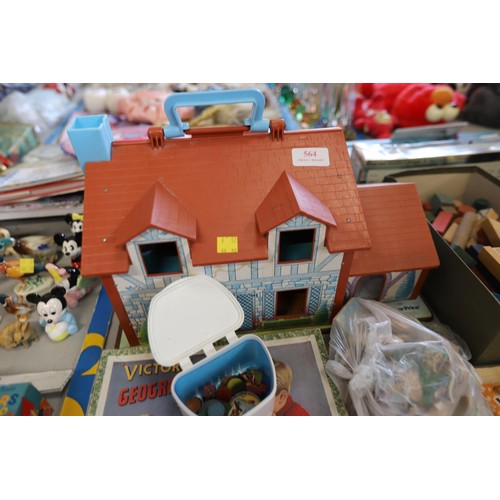 564 - Fisher Price 70's house & contents, wooden bricks, jigsaws, small puzzles, toy gun, etc