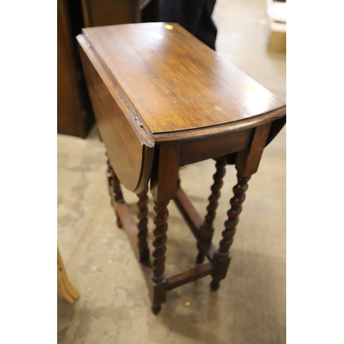 590 - Small barley twist drop leaf table