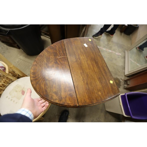 590 - Small barley twist drop leaf table