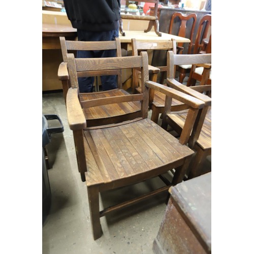 594 - 4 oak chairs