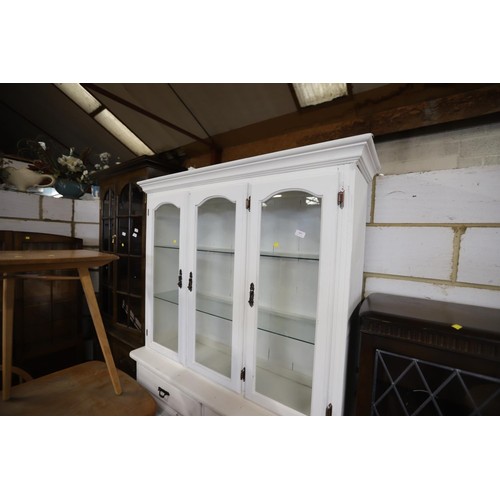 659 - White Welsh dresser