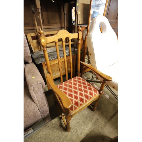 680 - 7 oak chairs (2 carvers, soltera)