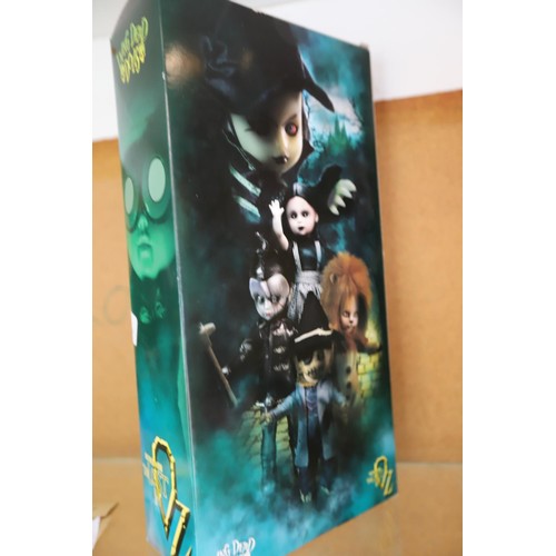 510 - Living dead boxed doll - bride of valentine from 'lost n oz' collection