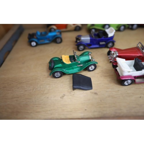 524 - model matchbox cars x 10