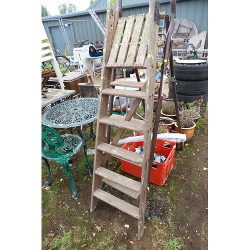 54 - Pair of wooden steps & pair of metal steps/ladder