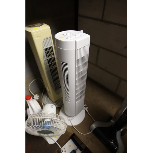 170 - 2 fan heaters & small fan with user guide - warranted until 12 noon Tuesday following the above sale