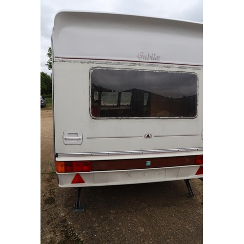 1 - Jubilee Courier GT caravan, as seen