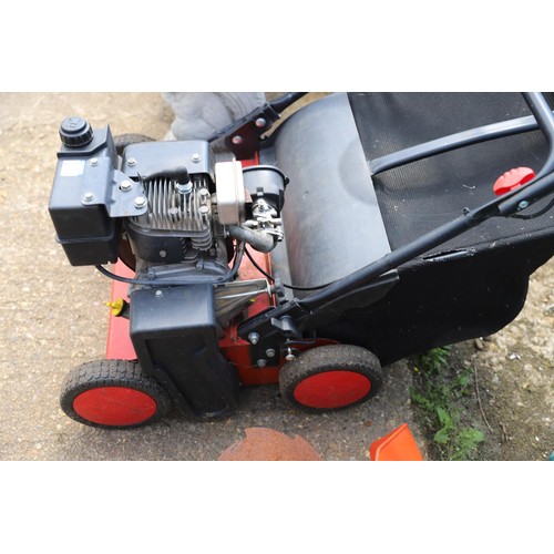 59 - Petrol scarifier