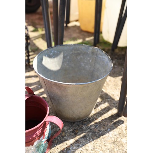 84 - Bucket watering can