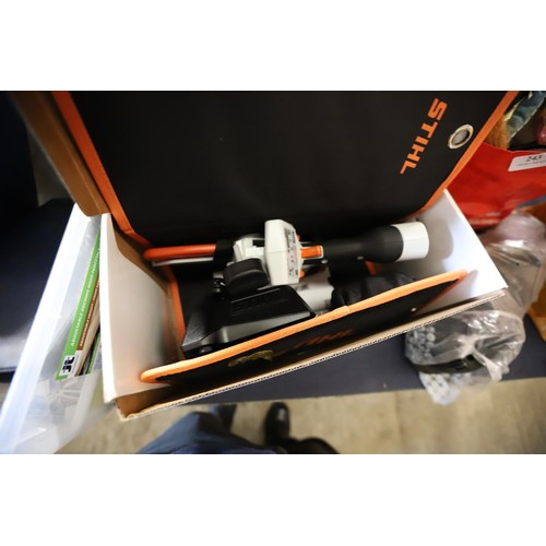 244 - Stihl battery garden pruner