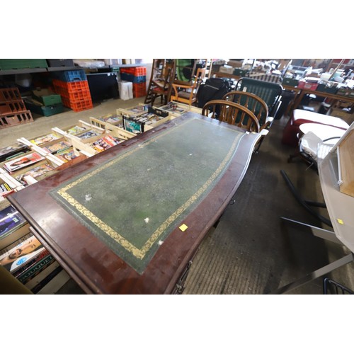 609 - Reproduction mahogany effect leather top desk