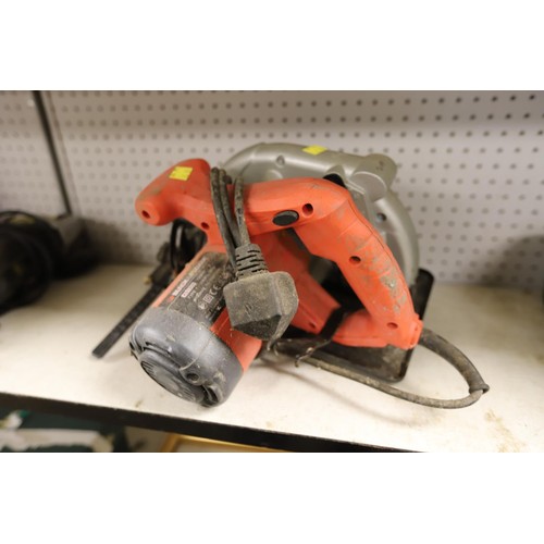 247 - Black & Decker saw - warranted until 12 noon Tuesday following the above sale