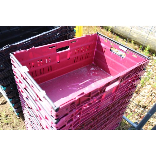 36 - 10 x red stacking bale arm crates