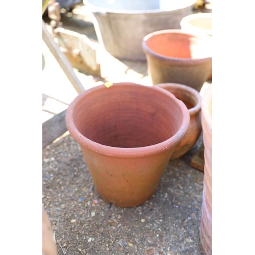 95 - 5 terracotta pots