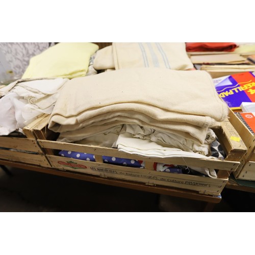 115 - 4 boxes of blankets, linen