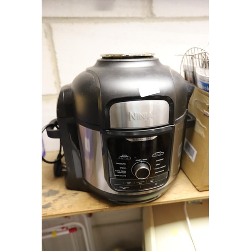 157 - Ninja air fryer + 1 box - warranted until 12 noon Tuesday following the above sale