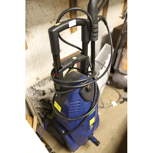 165 - Pressure washer, gwo - warranted until 12 noon Tuesday following the above sale