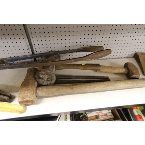 232 - Hand tools, incl hammers