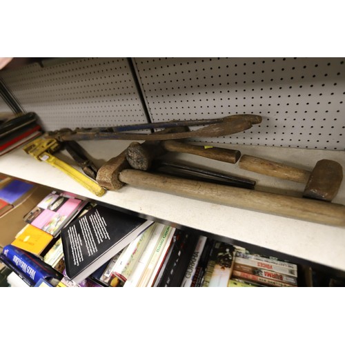 232 - Hand tools, incl hammers