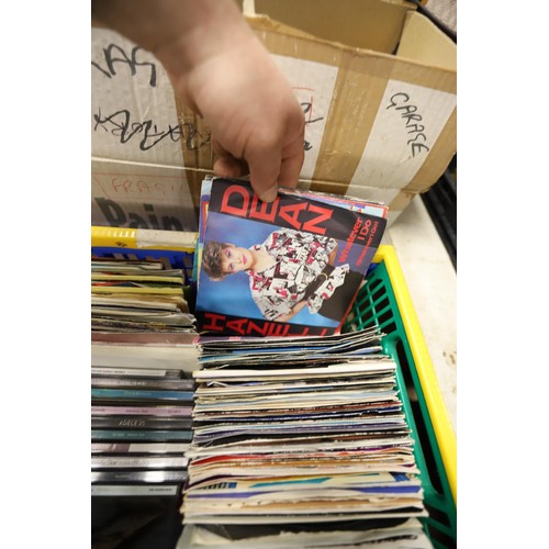 286 - Box of records