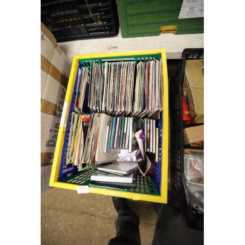 286 - Box of records