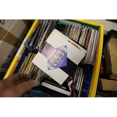 286 - Box of records