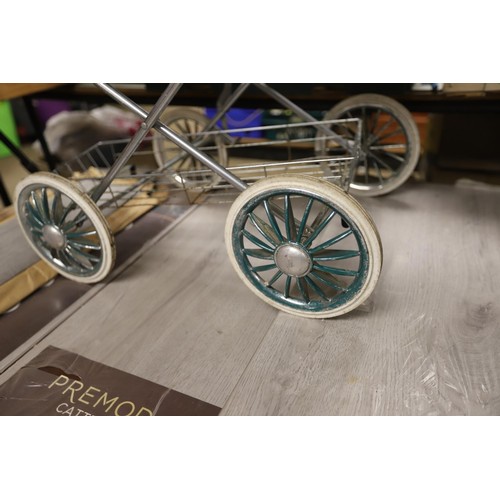 328 - Silver Cross dolls pram