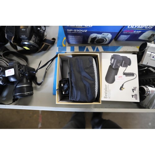 499 - 3 video cameras & recording microphone